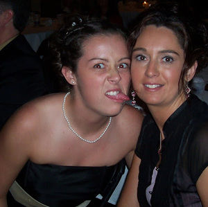 Meet your Posher, Lora